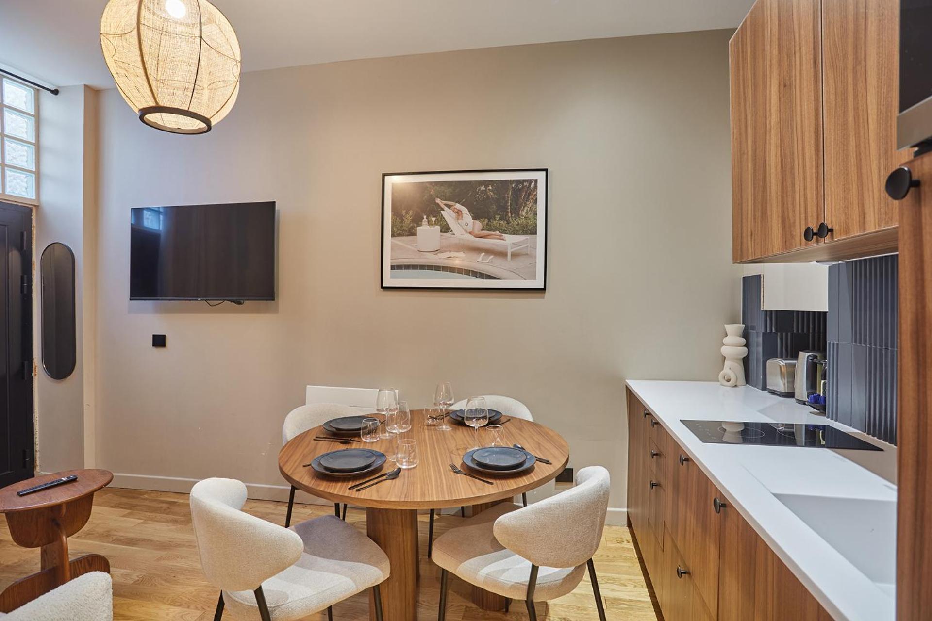Center Of By Prestige Apartment Paris