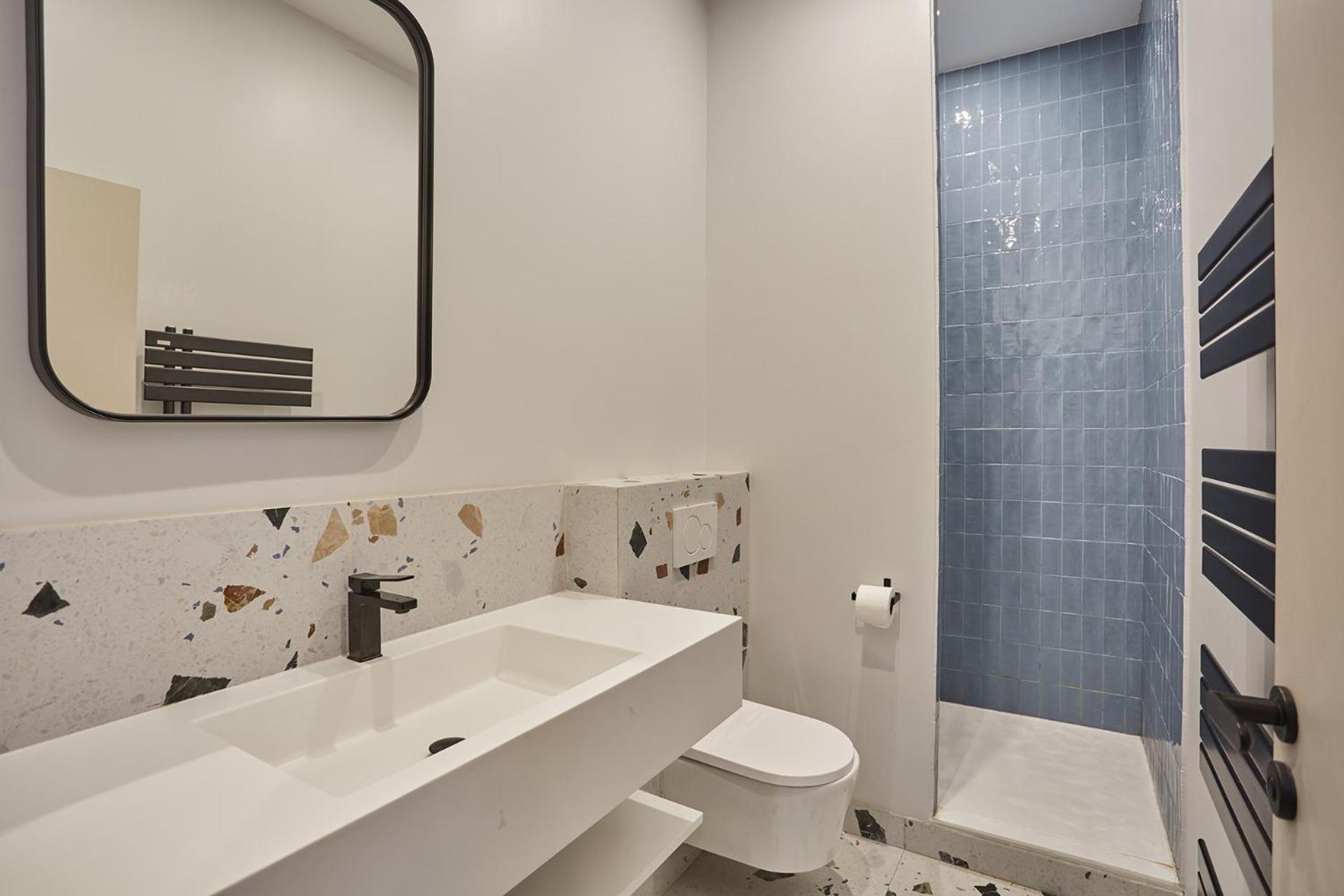 Center Of By Prestige Paris