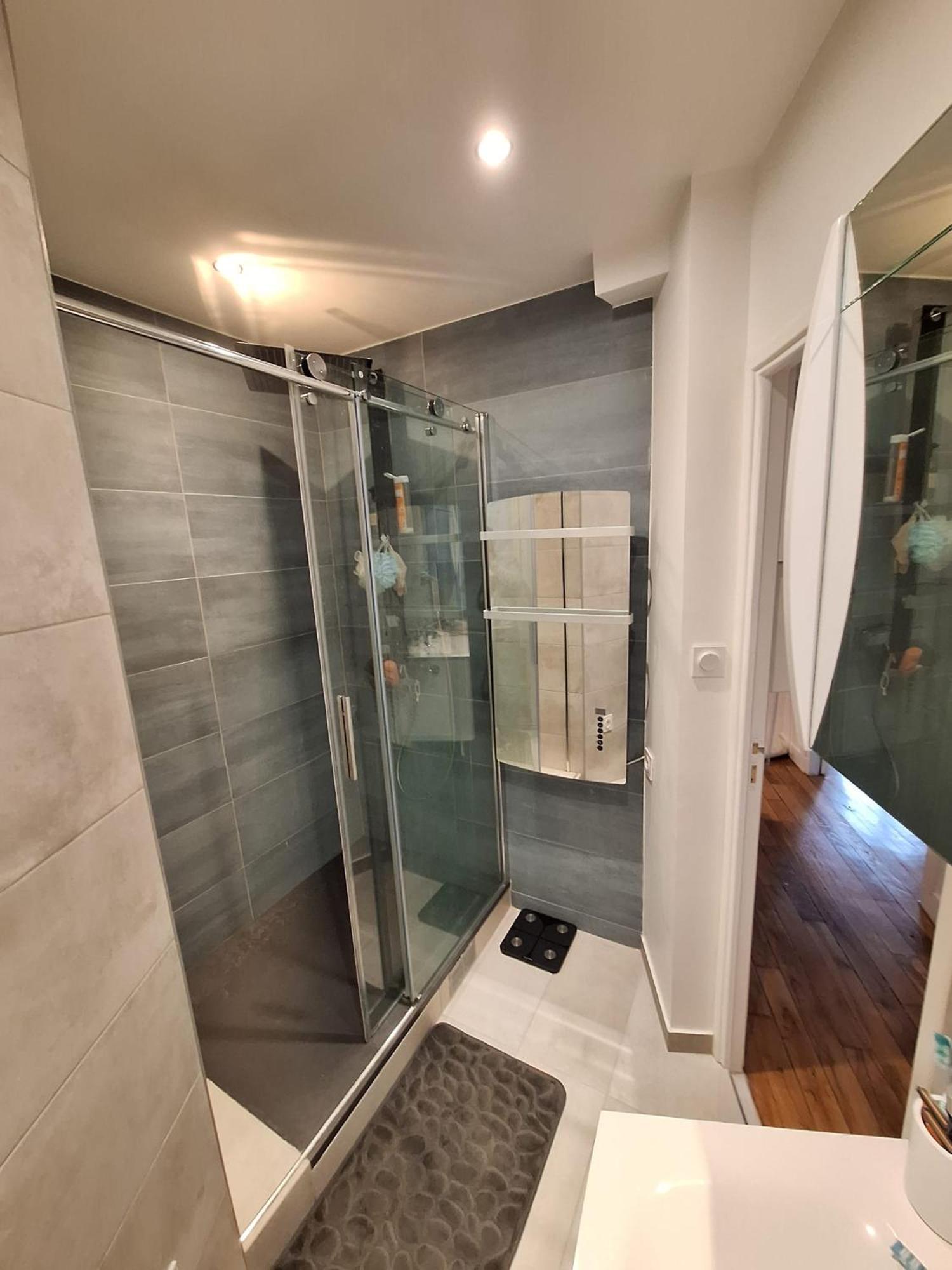 Cosy In 15th - Convention Center Apartment