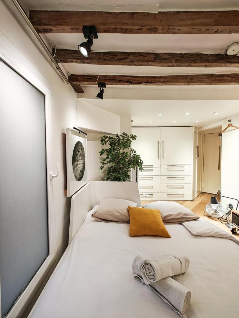 Saint-germain-des-pres Story