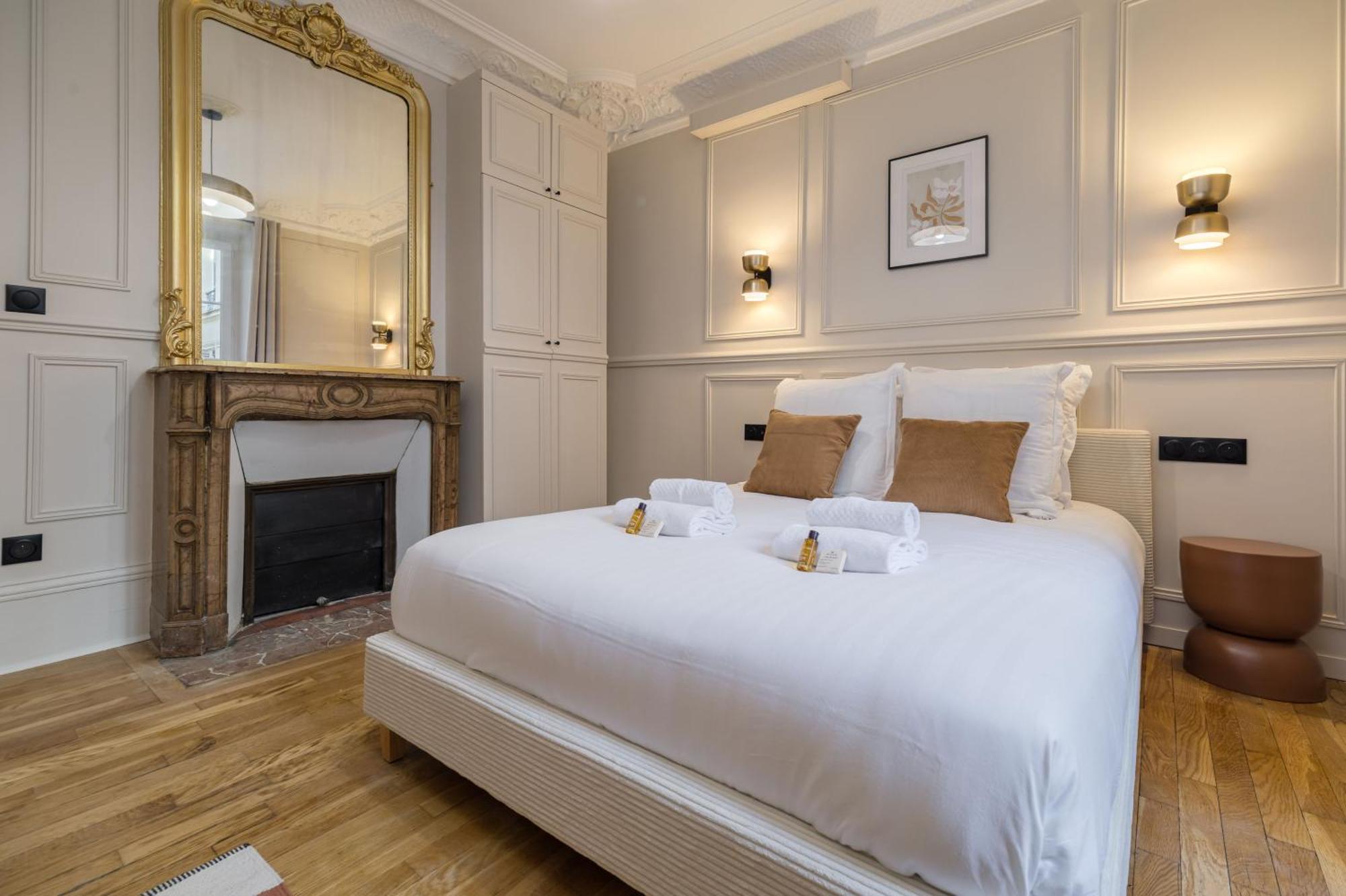 Apartment Poetic - Saint Lazare *