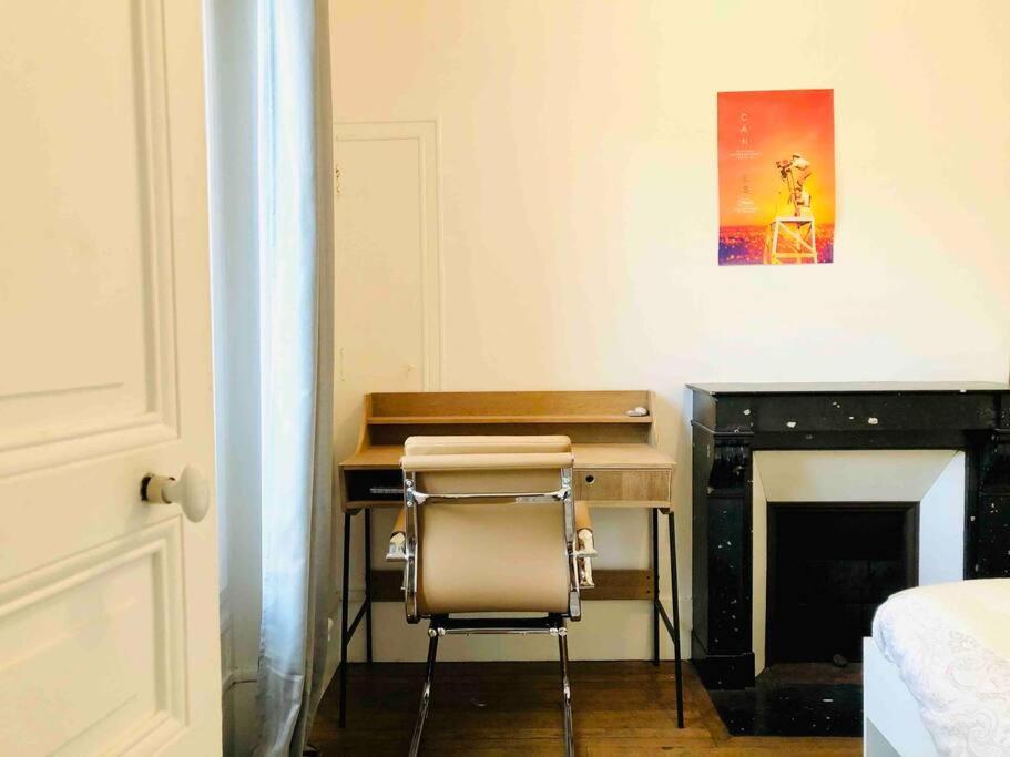 Entier A Montmartre Pour 4