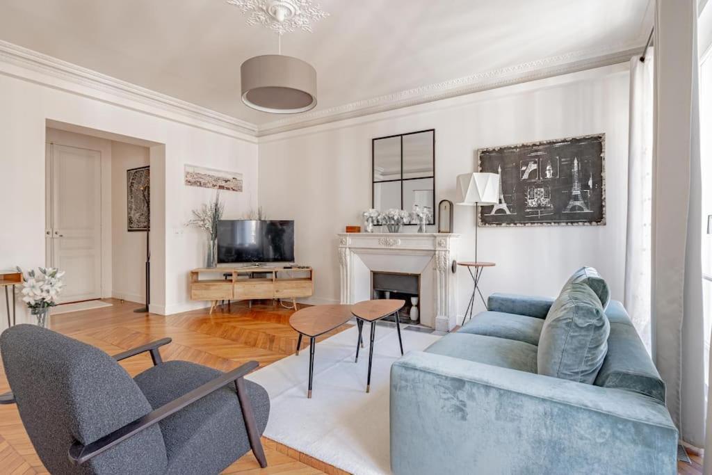 Apartment Stylish Flat 2 Bedr By Champs Elysees *