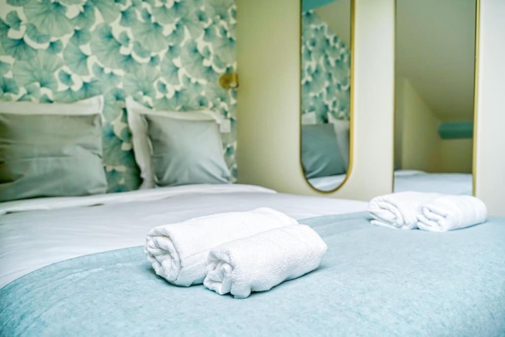 Apartment 4d#appart 4pers # 1 # Commerce # 15#ac Paris