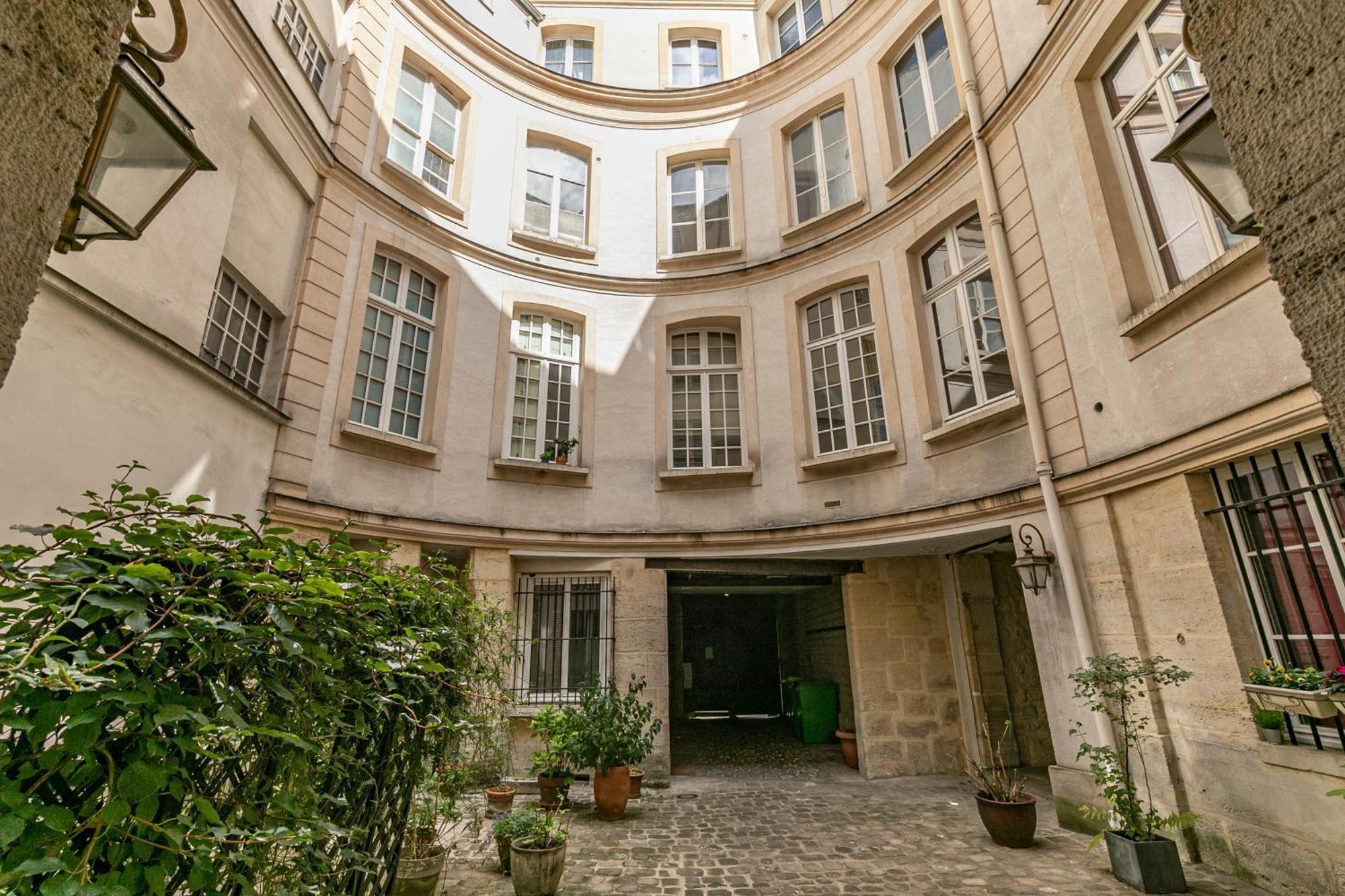 Appartement 3° Centre Marais -cocon Calme *