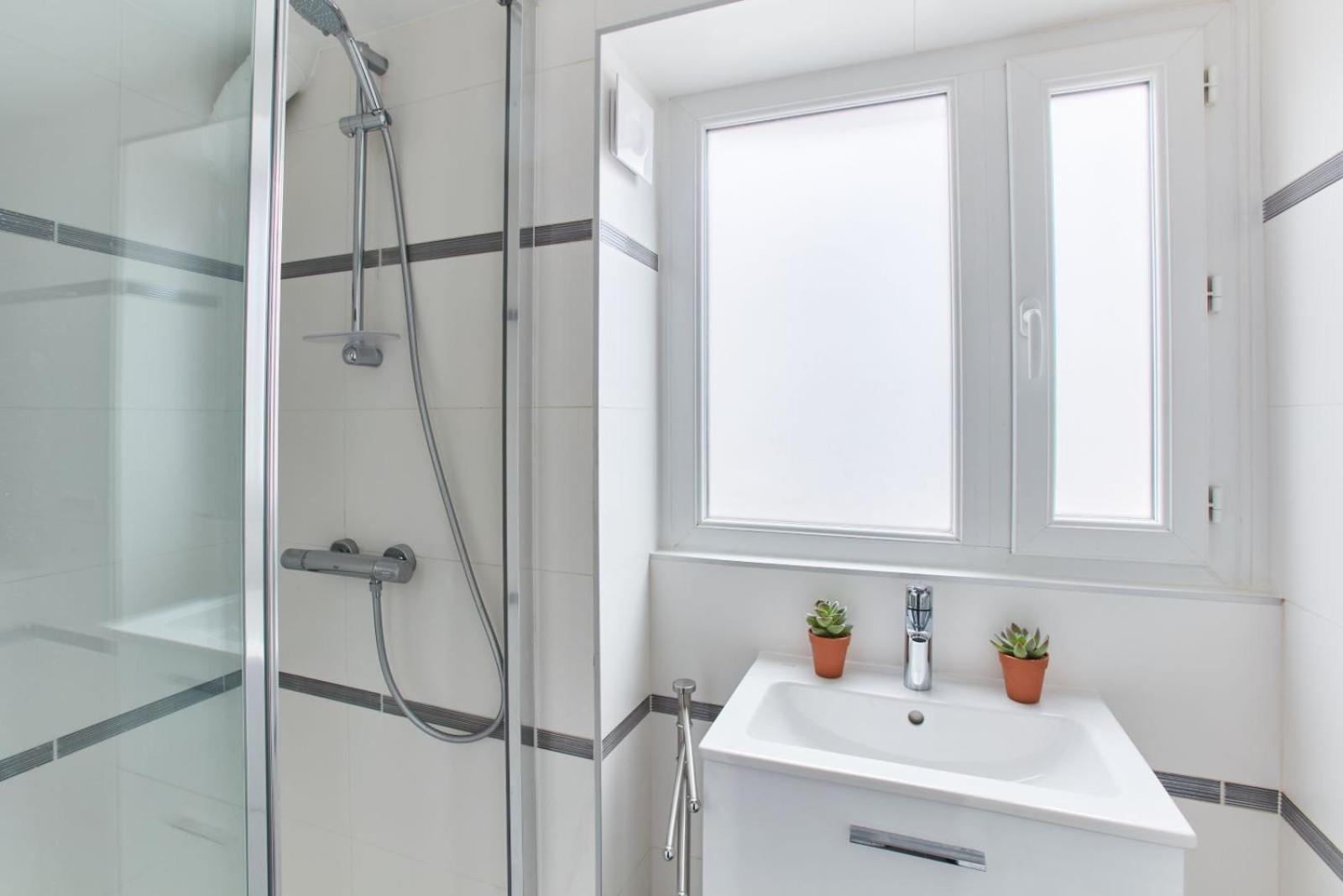 Cosy Montmartre 2br *