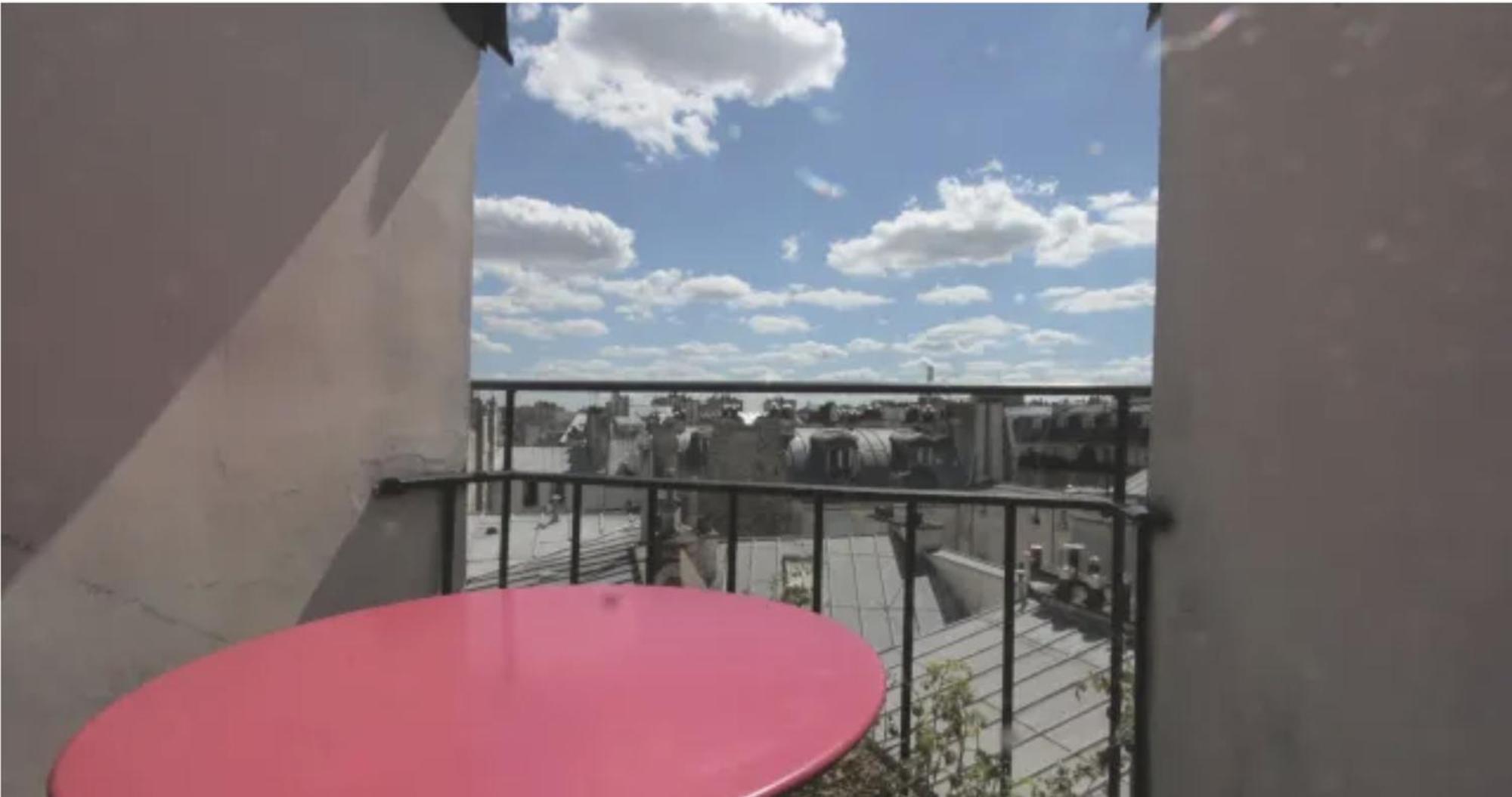 Sous Les Toits De Shared Place Séjour chez l'habitant *
