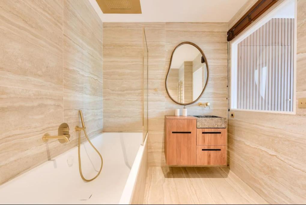 De Luxe Pres Des Champs Elysees Appartement *