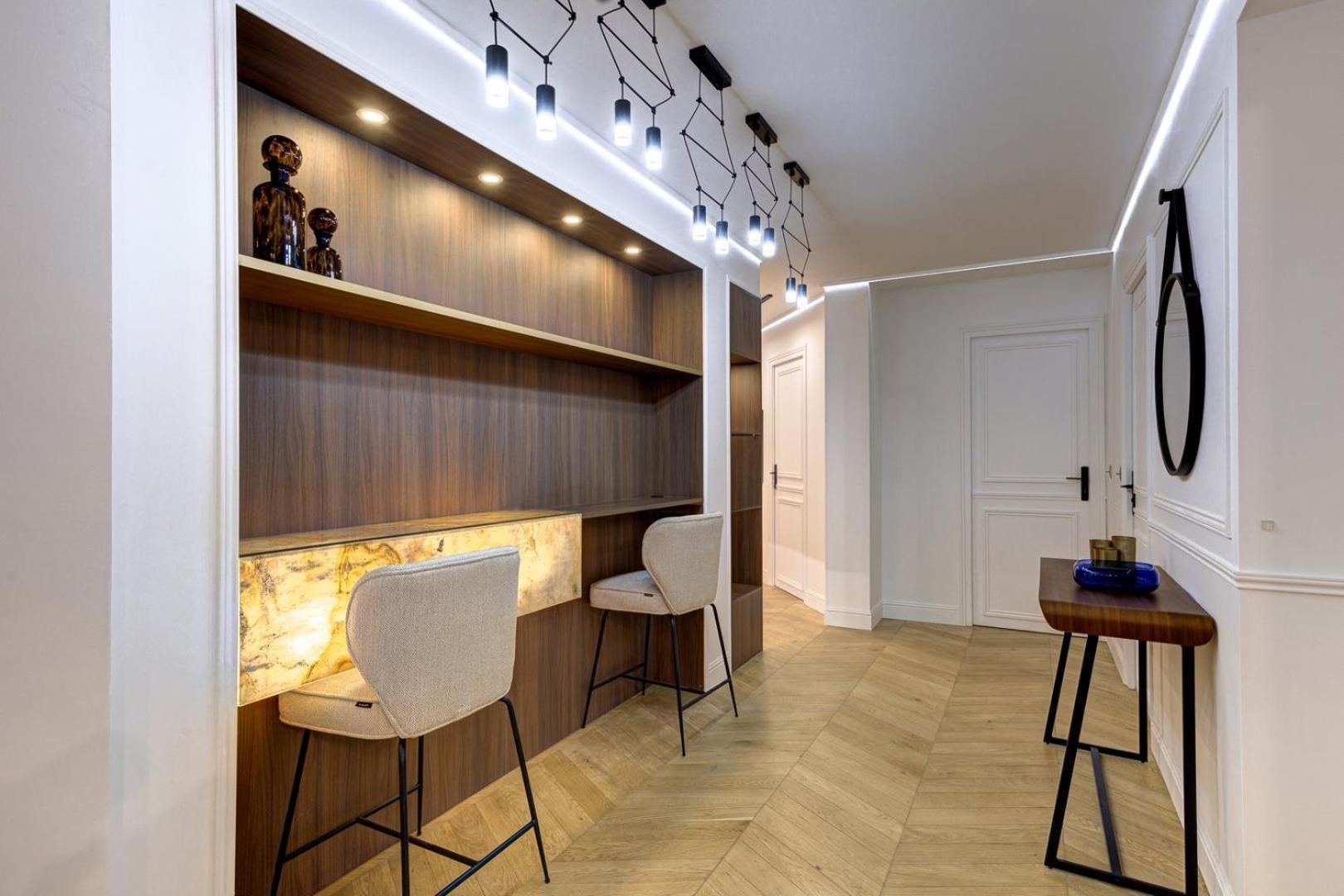 171 Beethoven - Superbe Parisien Apartment