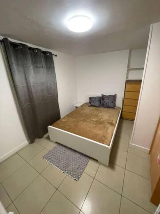 Apartment Grand - Montmartre - Republique - Anvers - 6 Pers Paris