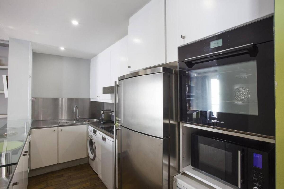 Faubourg Chic Apartment