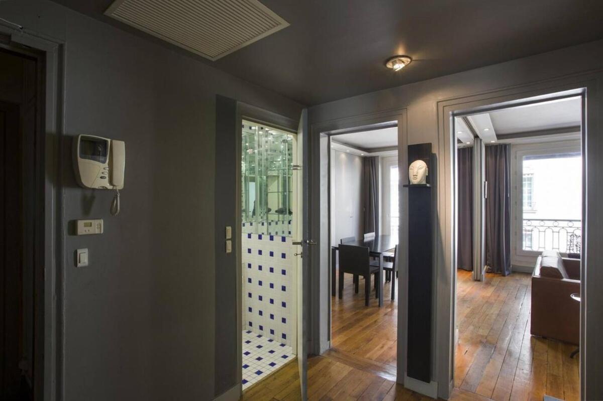 Faubourg Chic Apartment