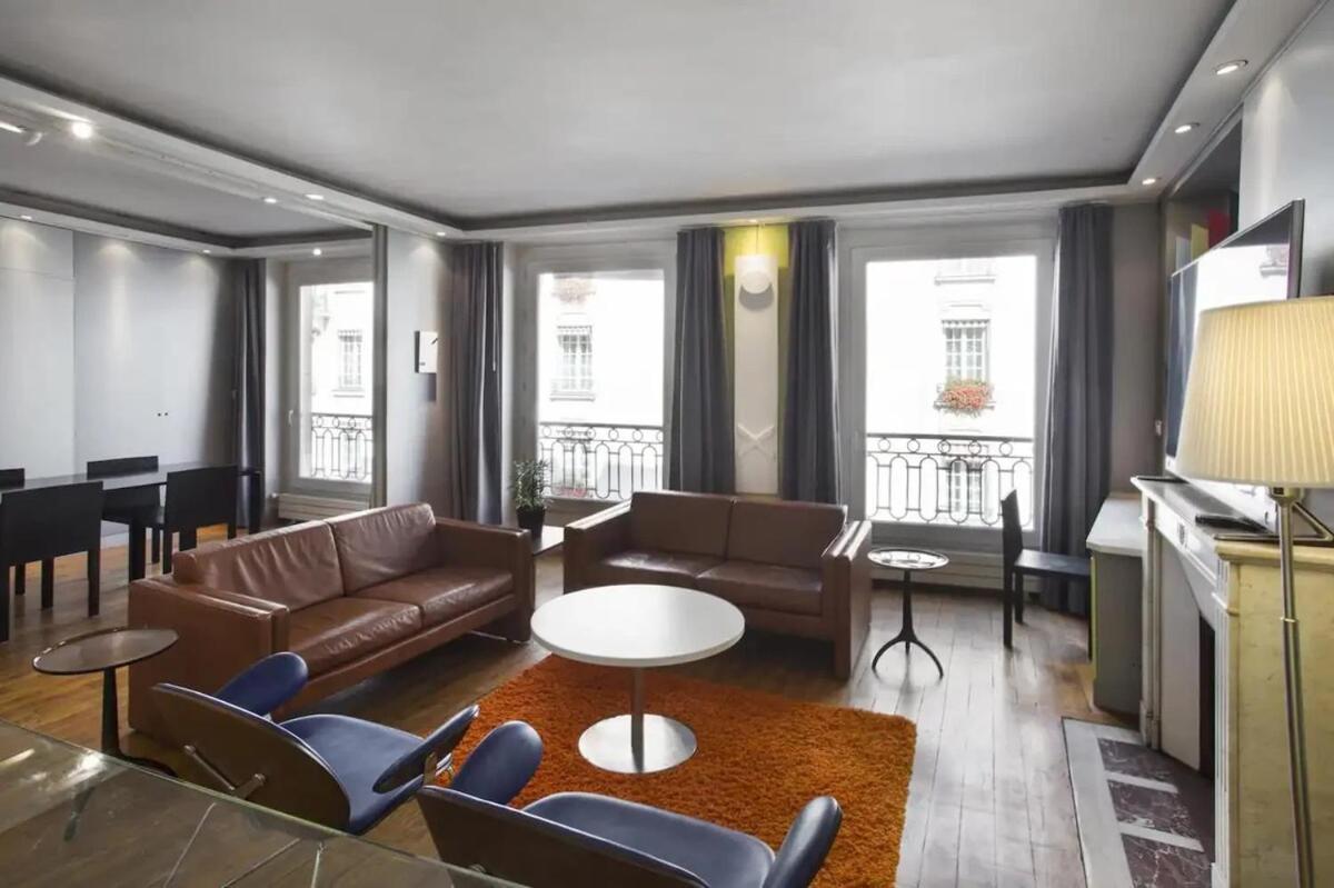 Faubourg Chic Apartment *