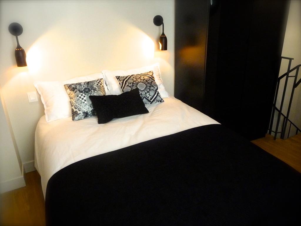 Appartement Duplex De Charme Au Coeur De Montmartre *