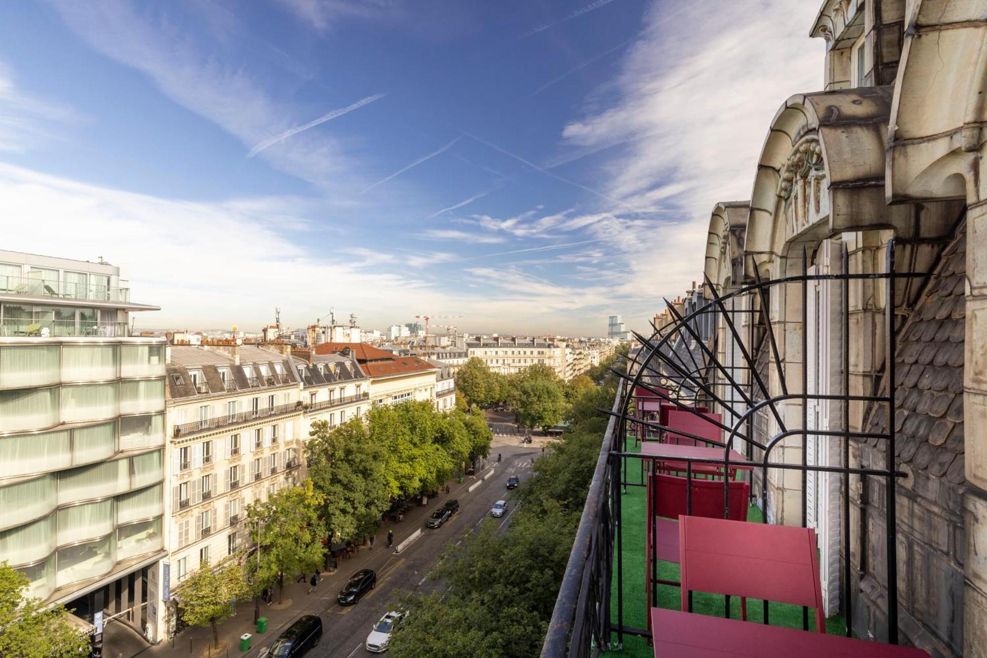 Elysees Ceramic Hotel 3*