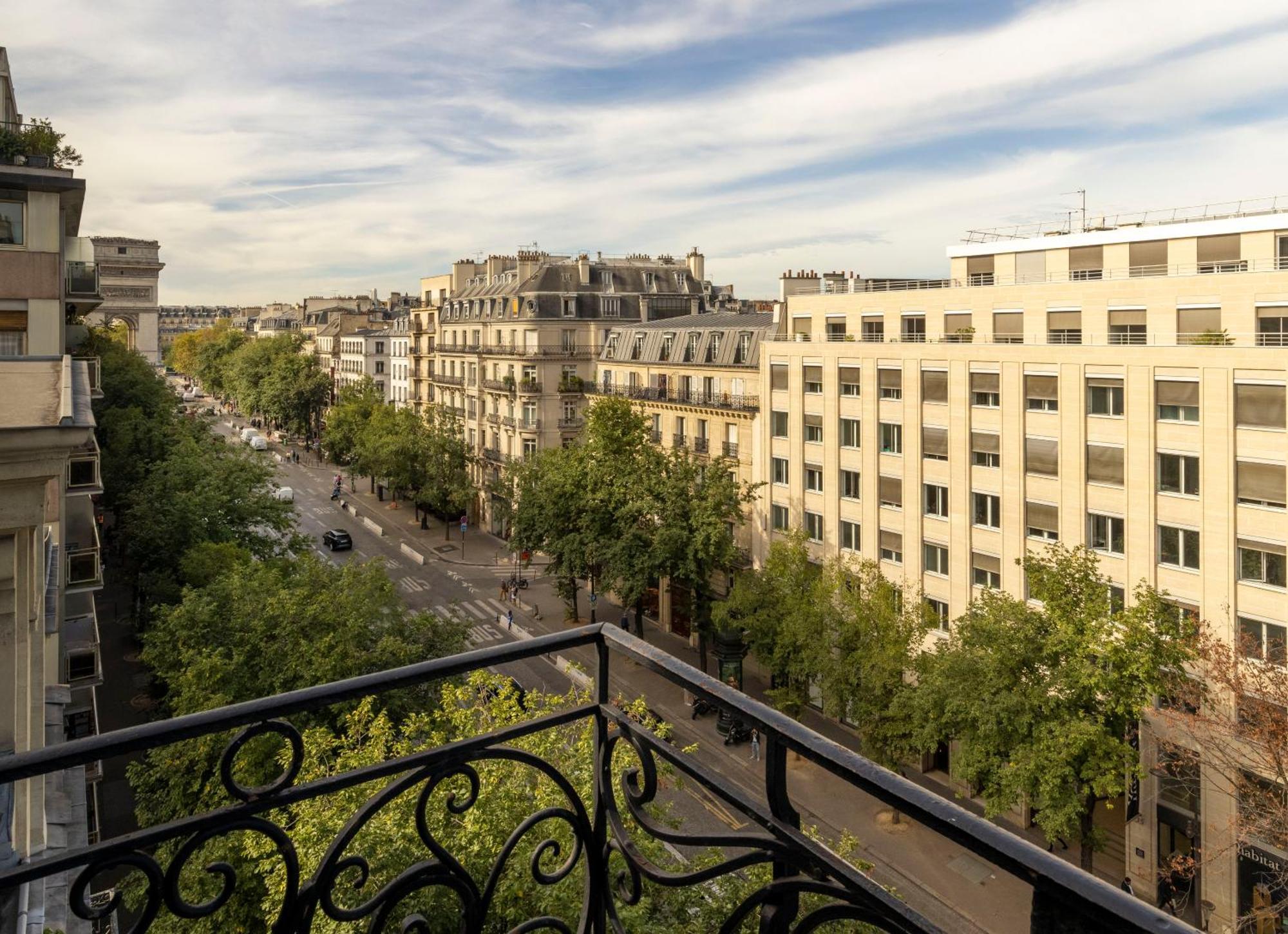 Elysees Ceramic Hotel 3*