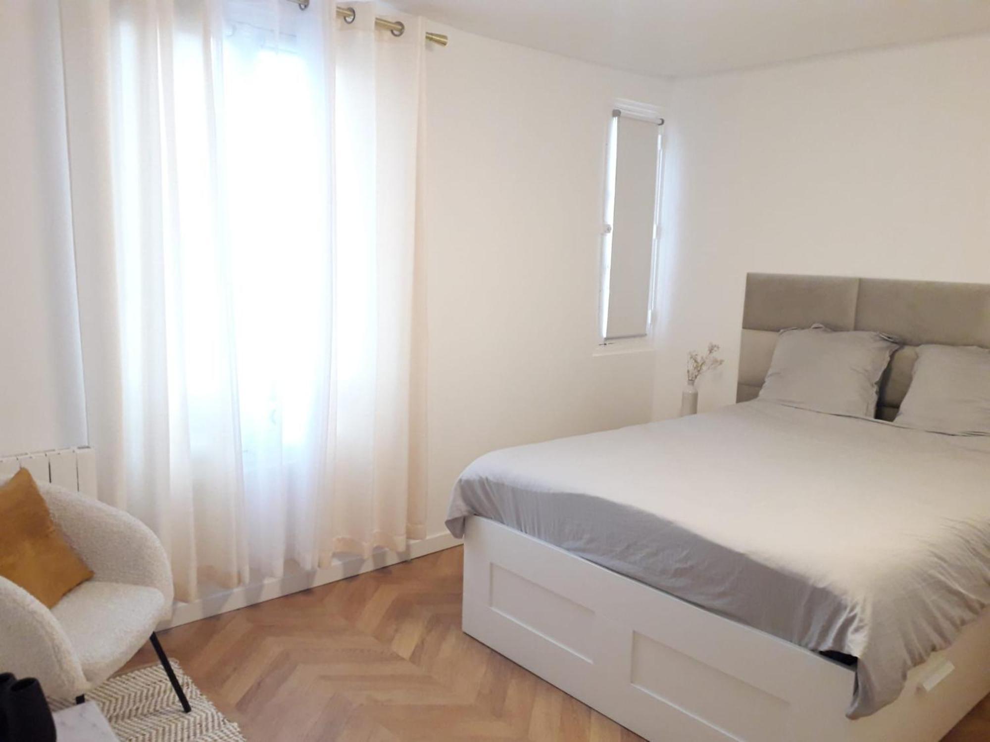 Apartment Champs Elysees Luxury