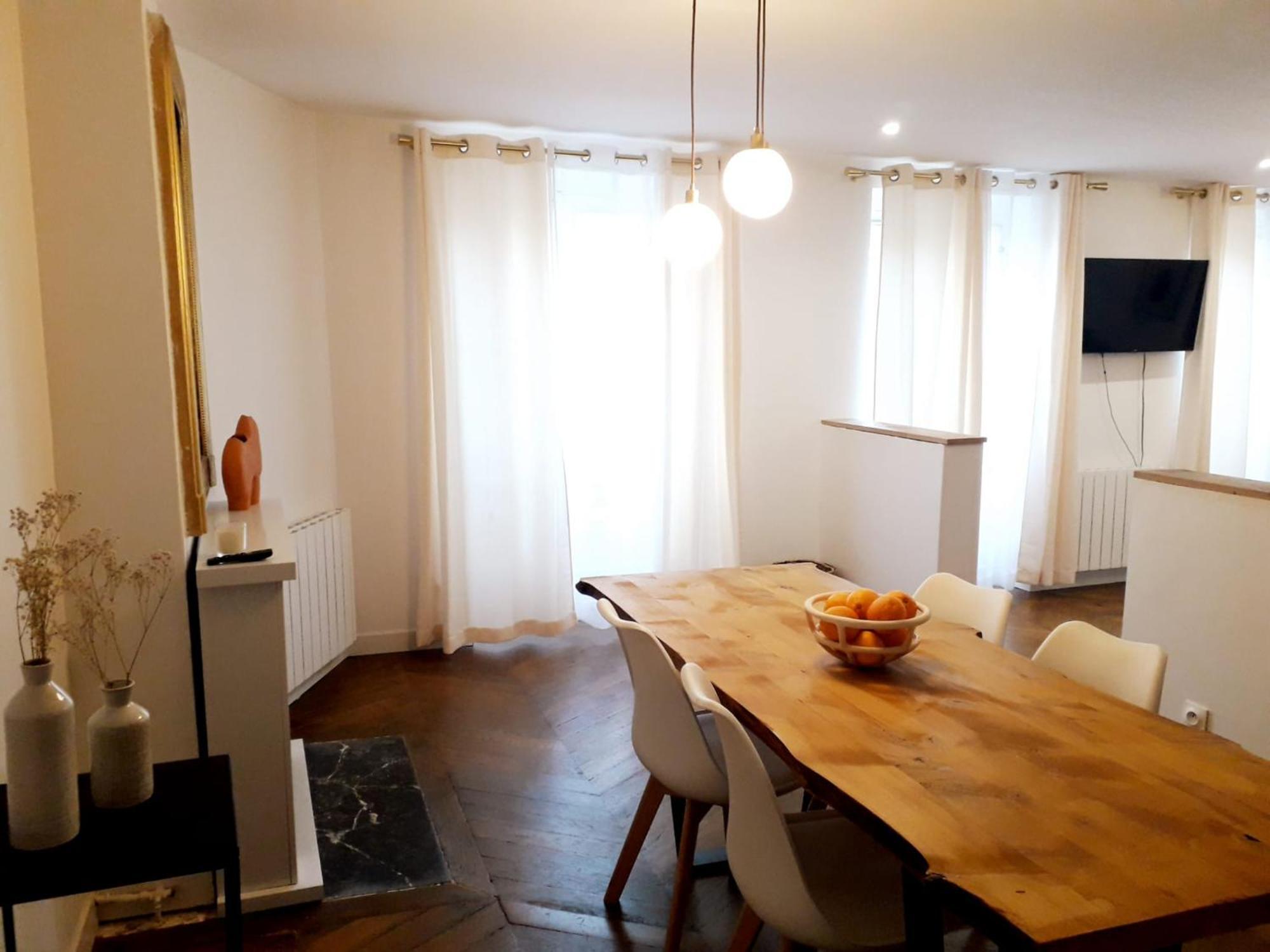 Apartment Champs Elysees Luxury Paris