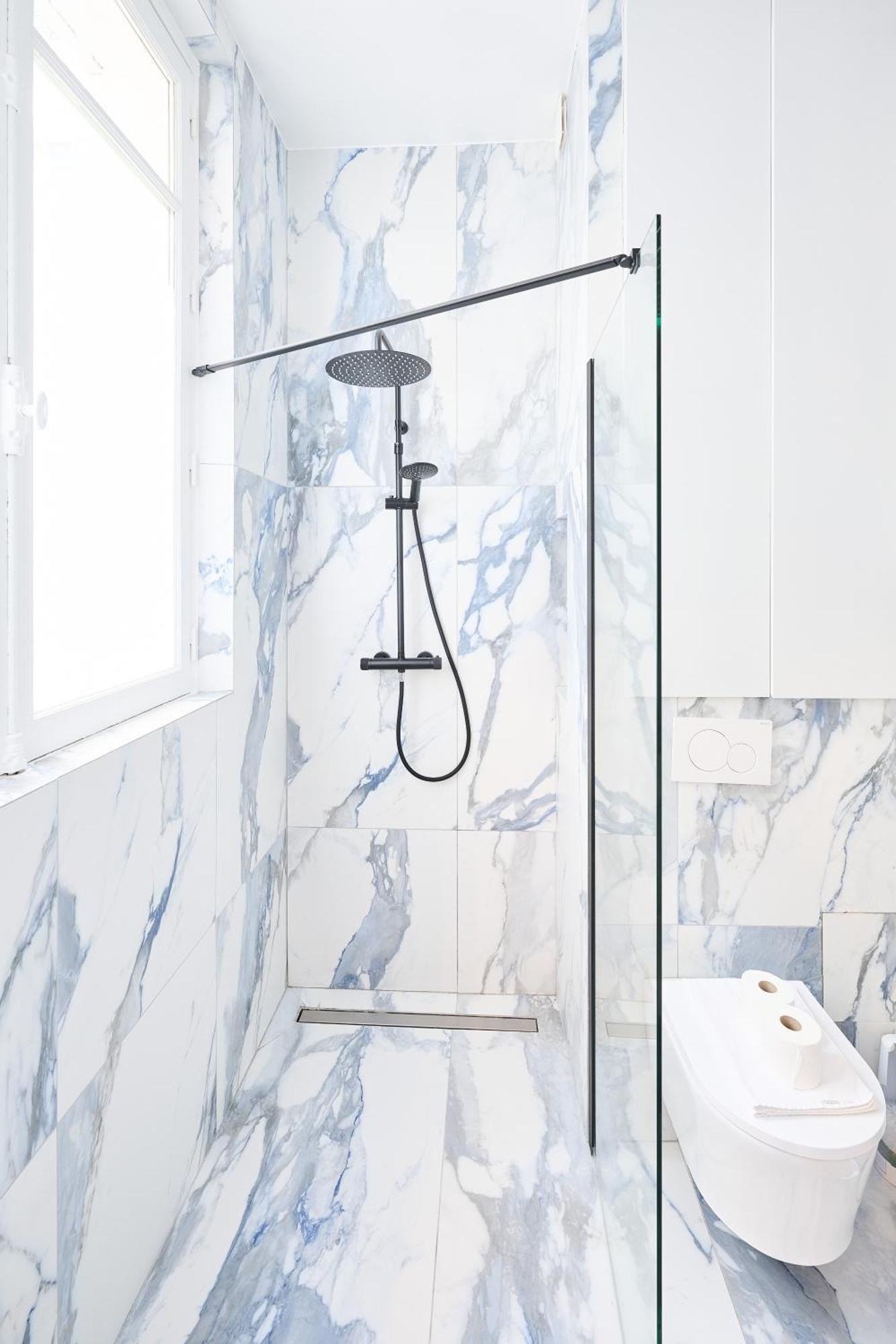 Champs Elysees!montaigne, New Luxurious 6pers Flat Apartment Paris