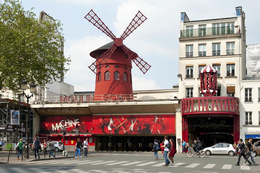 Moulin Rouge *