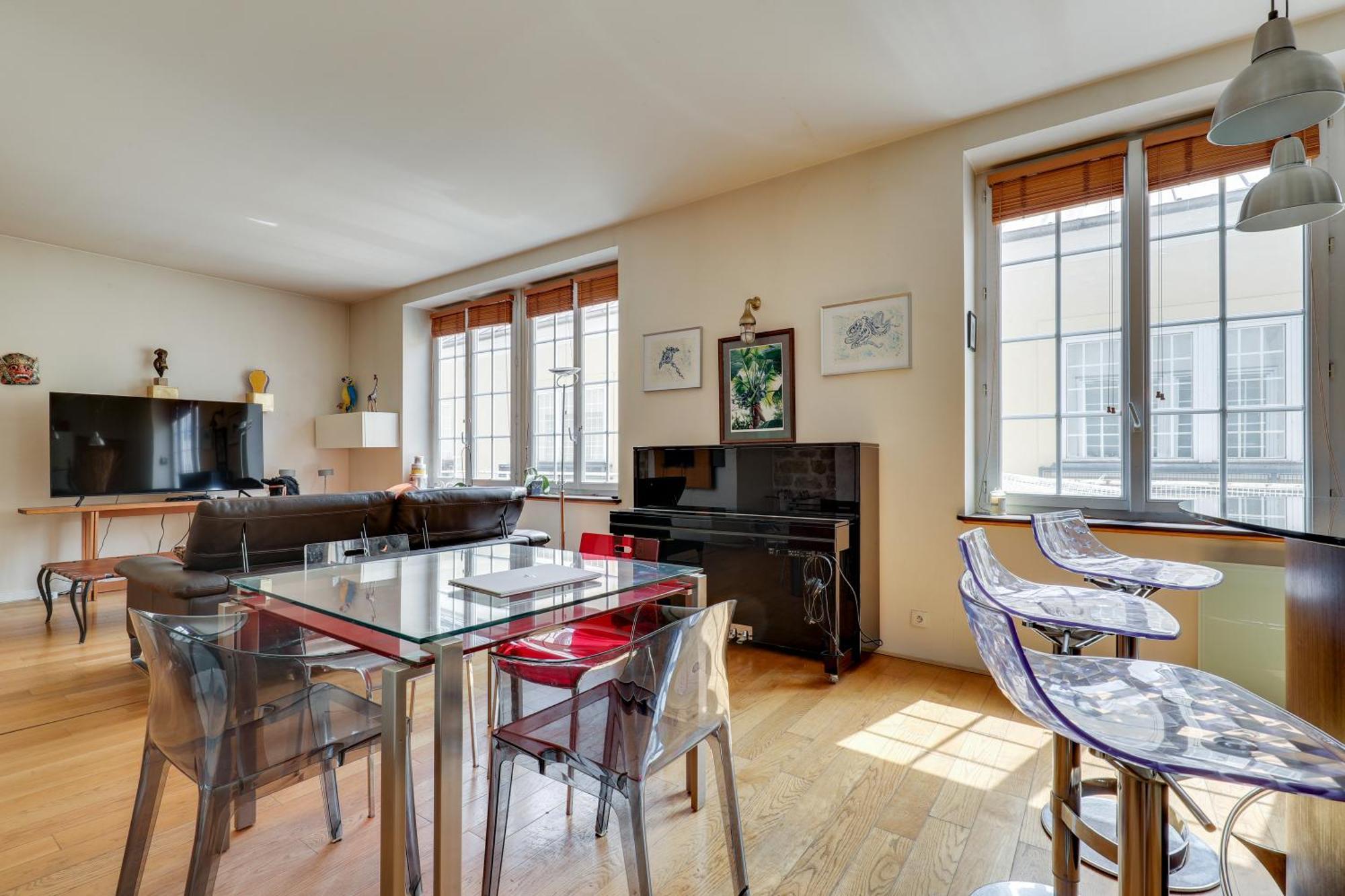Appartement Duplex Calme Et Lumineux Au Coeur De Bastille *