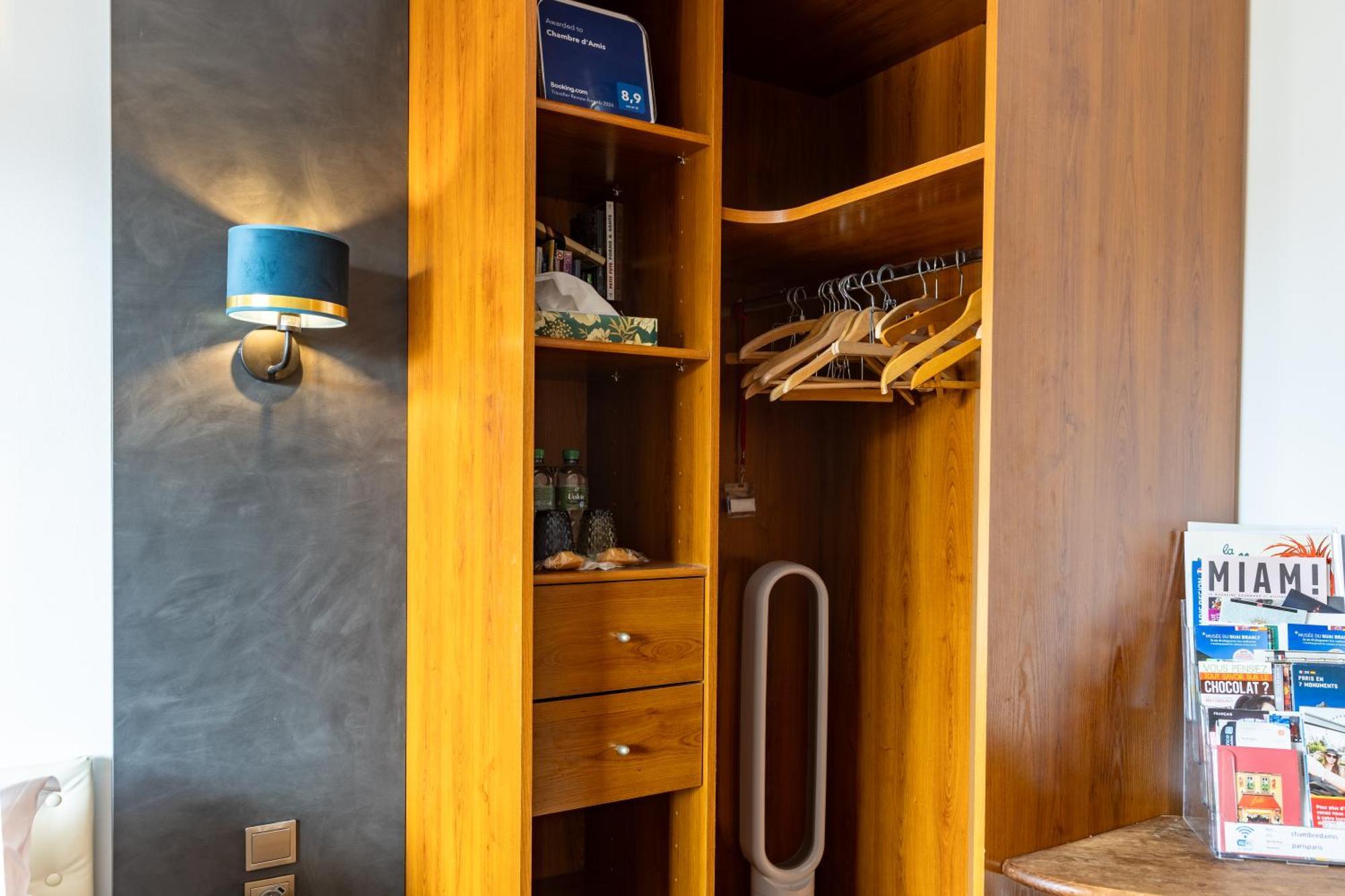 D'amis - D'hotes-b&b-guest House 3* Paris