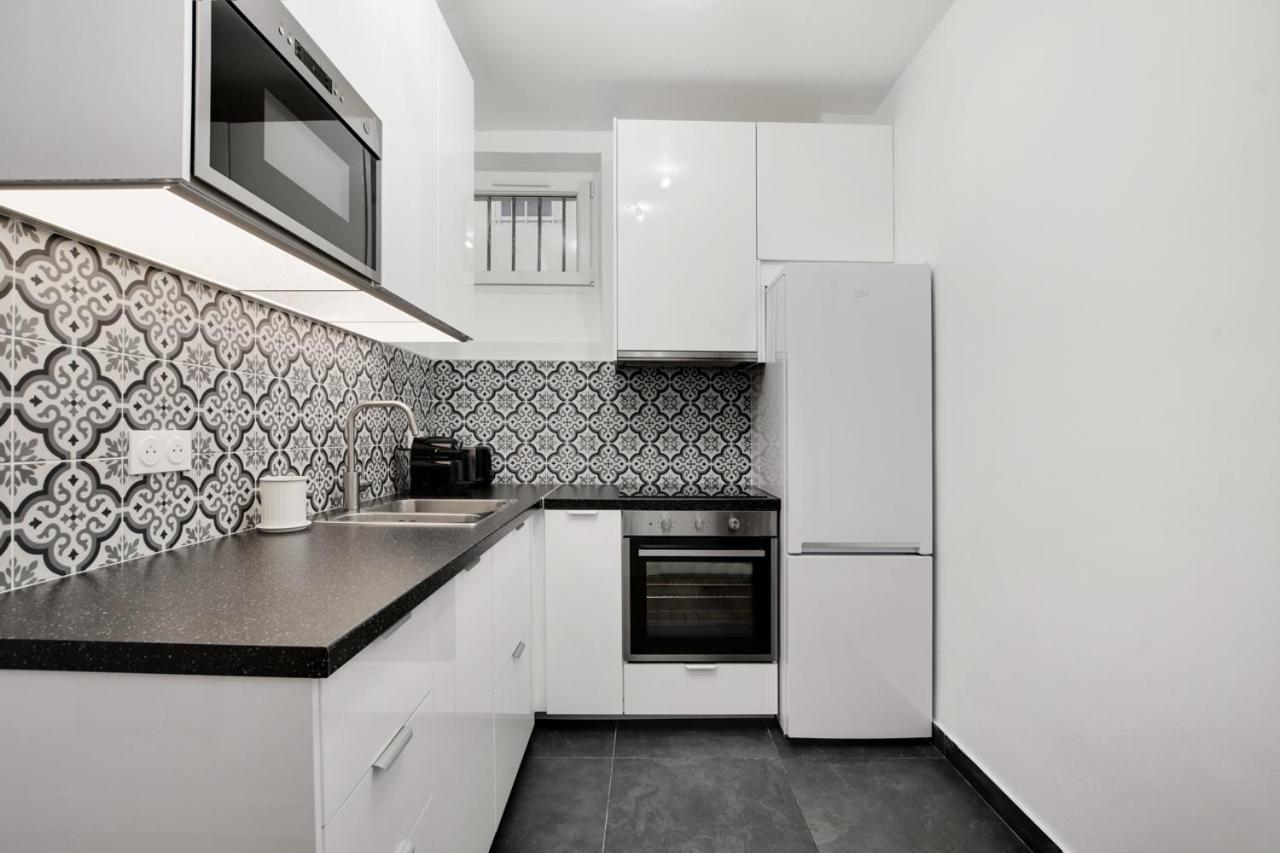Apartment Spacieux -1bdr/4p -le Bas Montmartre Paris