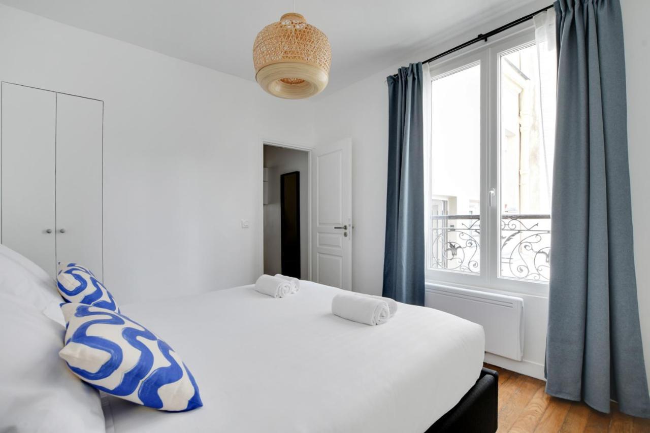 Apartment Spacieux -1bdr/4p -le Bas Montmartre Paris