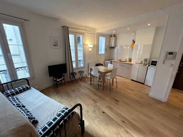Sacre Coeur Montmartre Et Tour Eiffel, 8 People, Apartment *