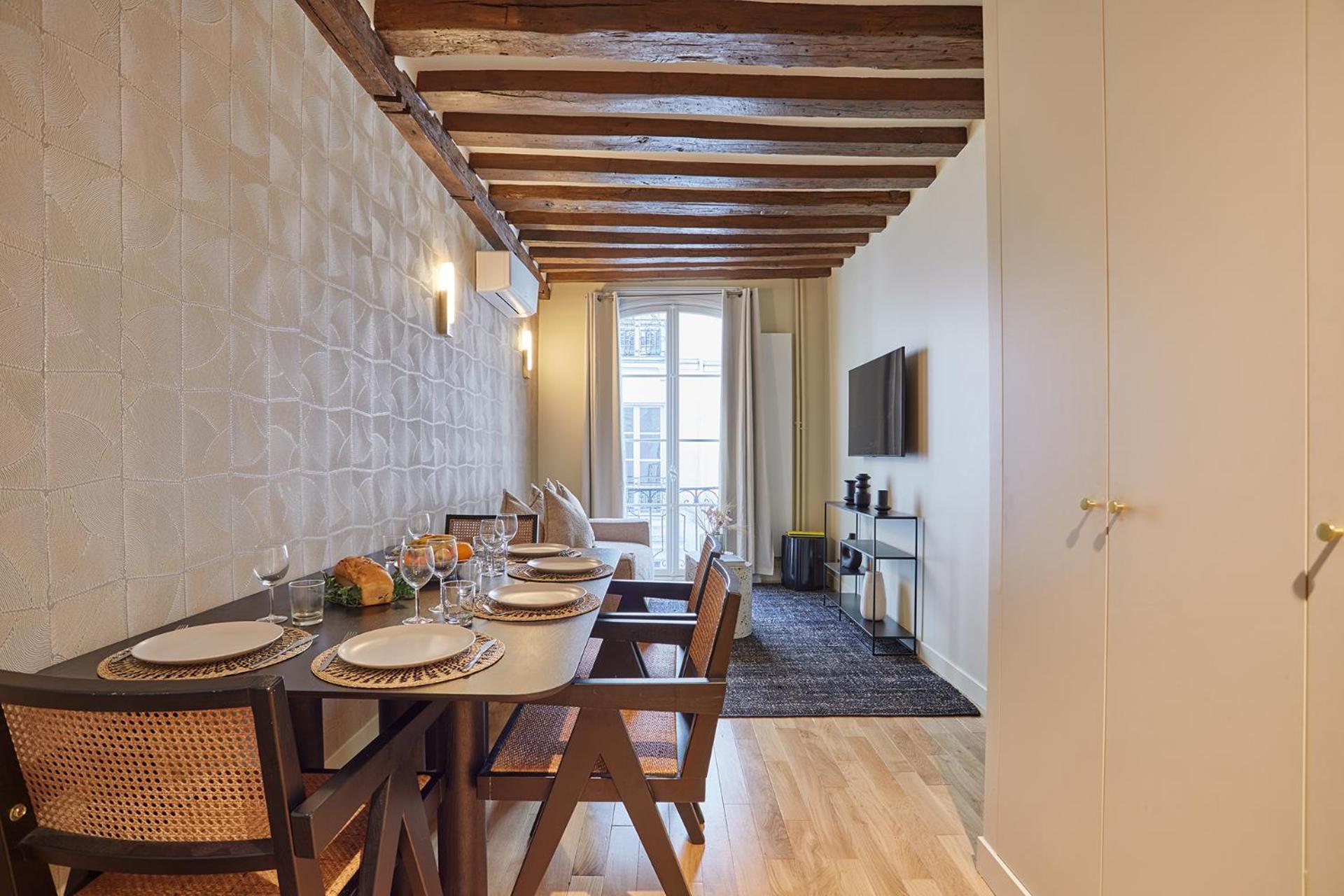 Appartement Center Of By Prestige Paris