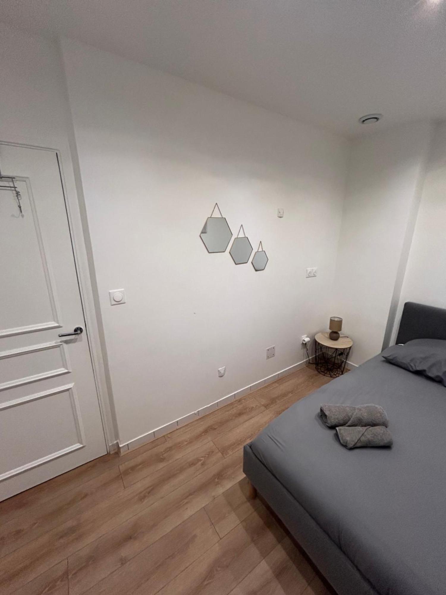 / Loft 8eme Apartment