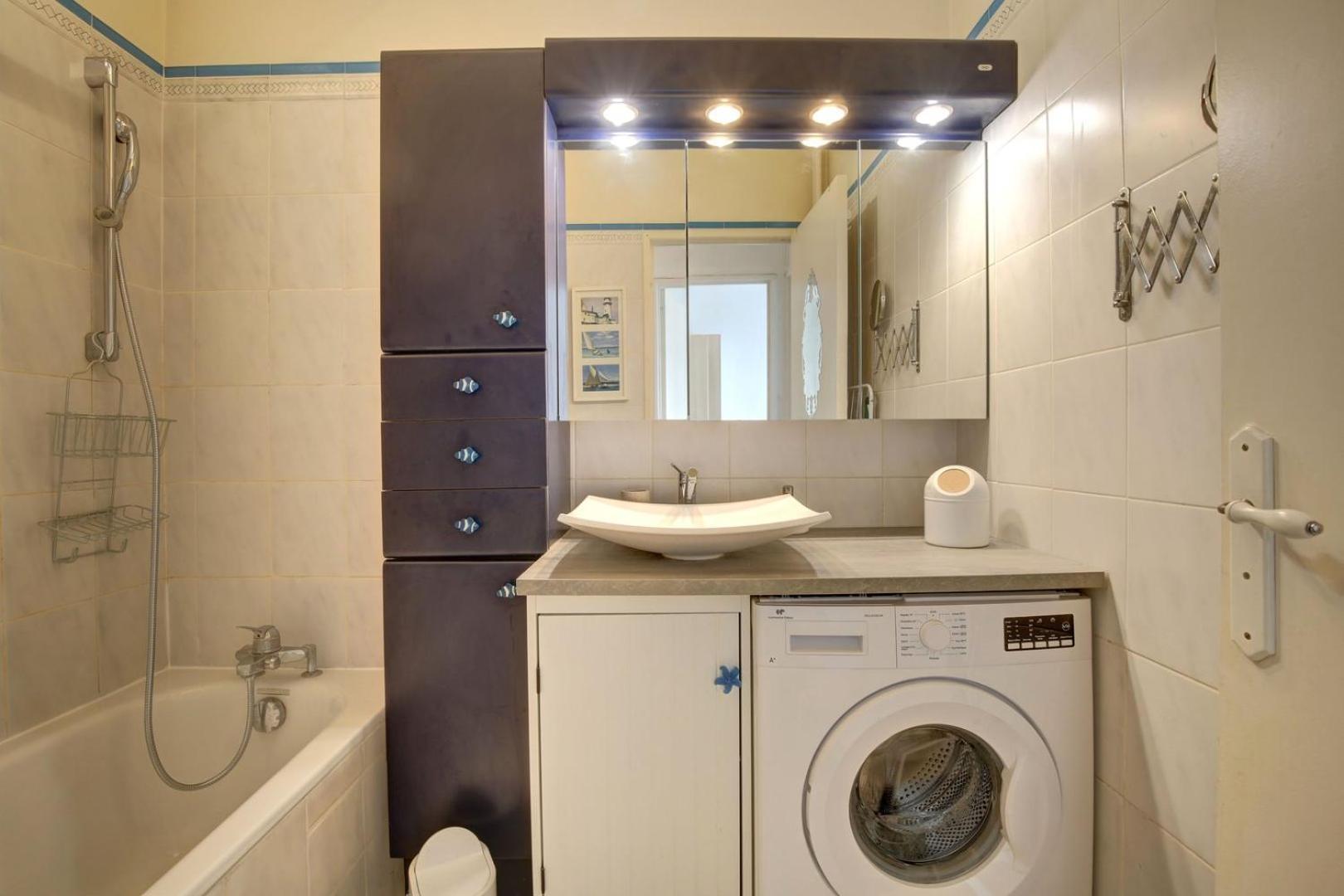 Pour 4 Pers Proche Des Buttes Chaumont Apartment Paris