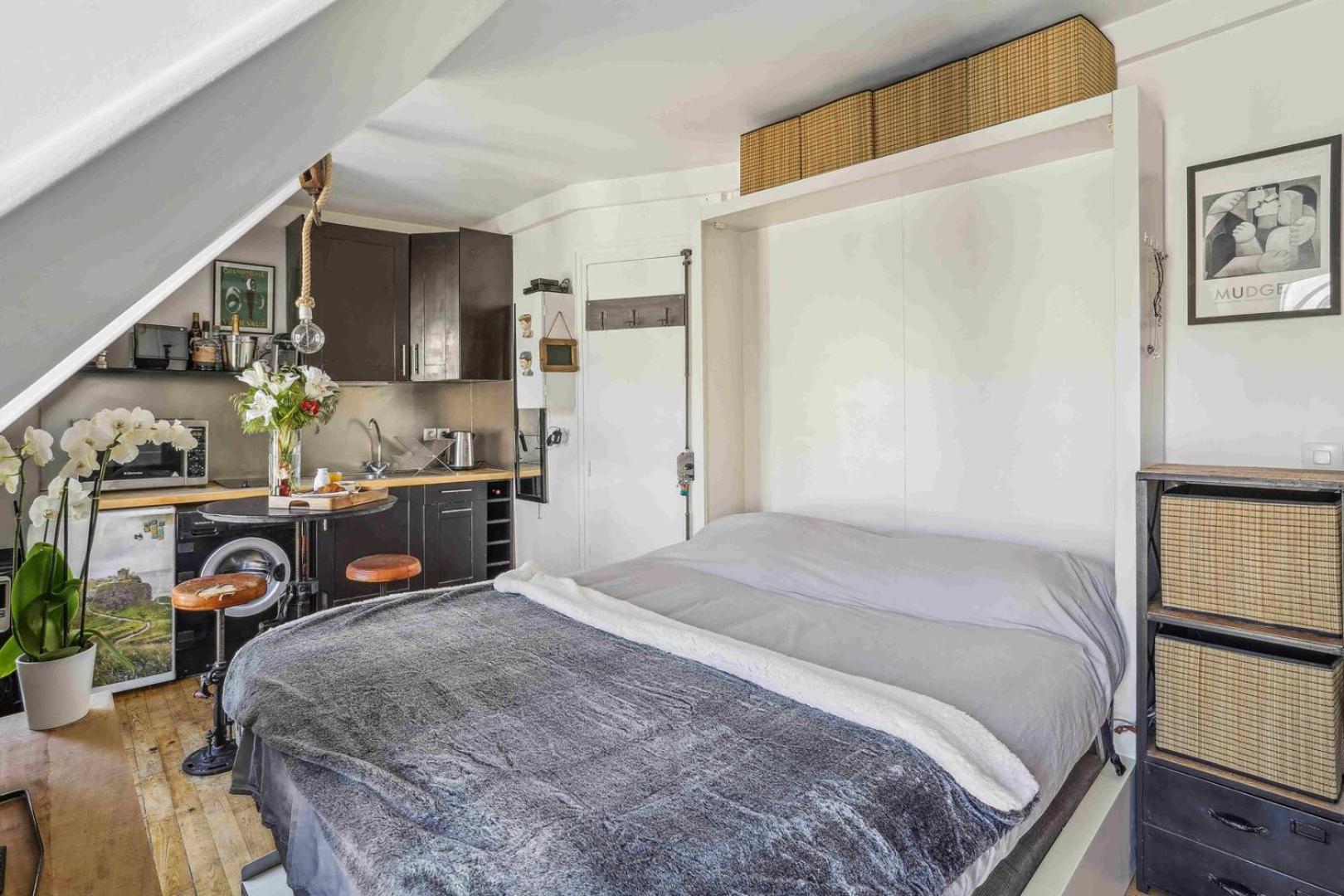 Le Joyeux Dans Les Hauteurs De Montmartre Appartement Paris