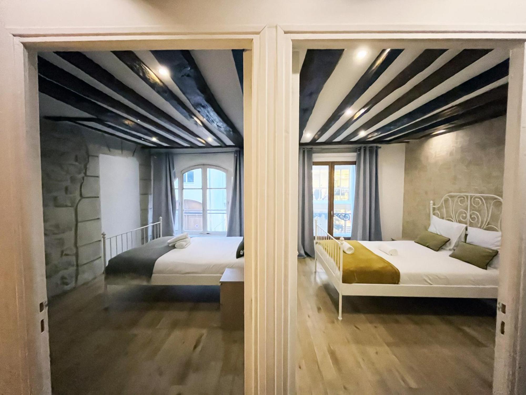 Urban Flat 43 - Charming Parisian Flat Near Grands Boulevards *
