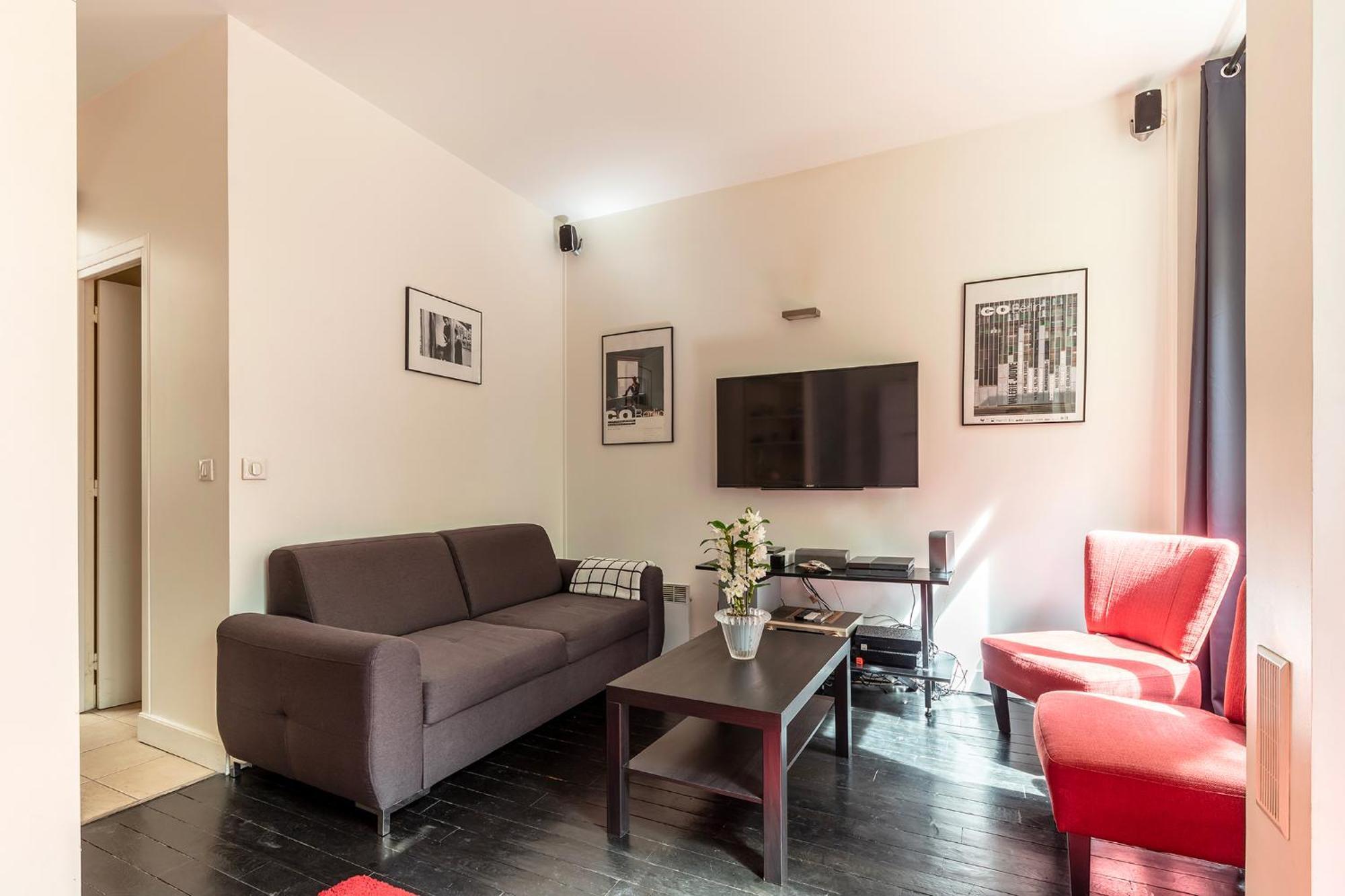 Sur Les Quais De Seine Homestay *