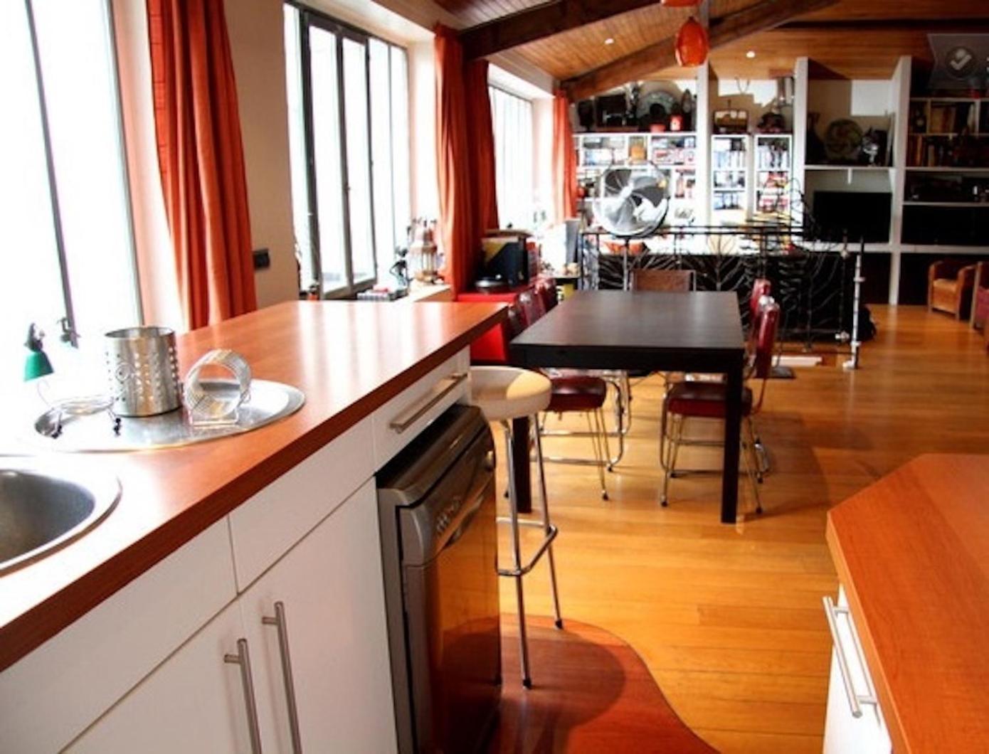 Loft Character With A View Of Court