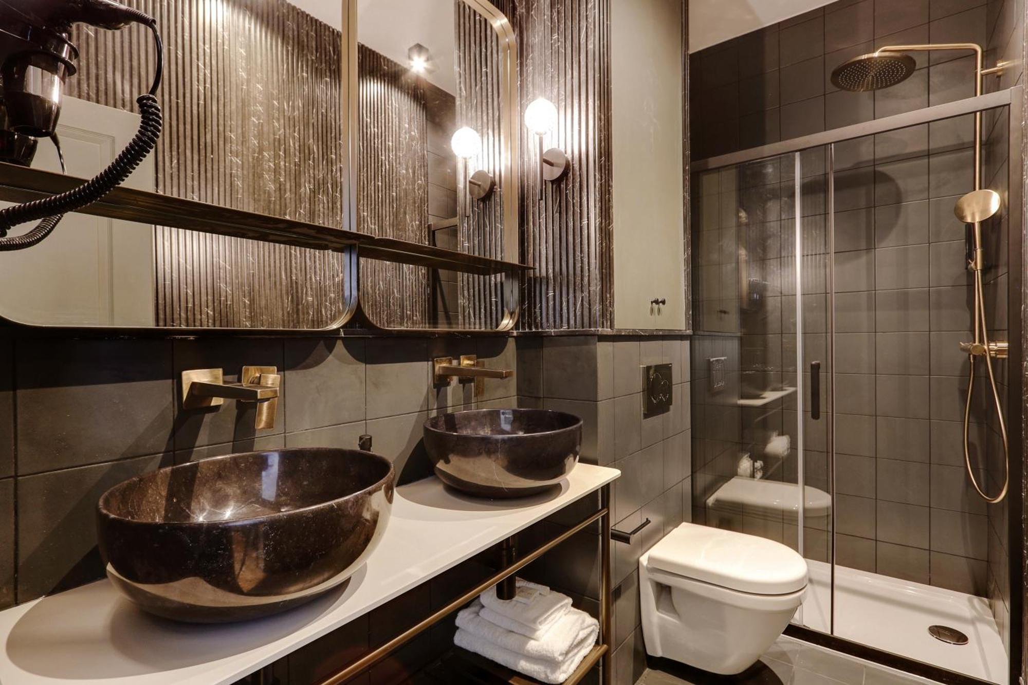 Apartment Pick A Flat's In La Madeleine-opera - Rue De L'arcade Paris