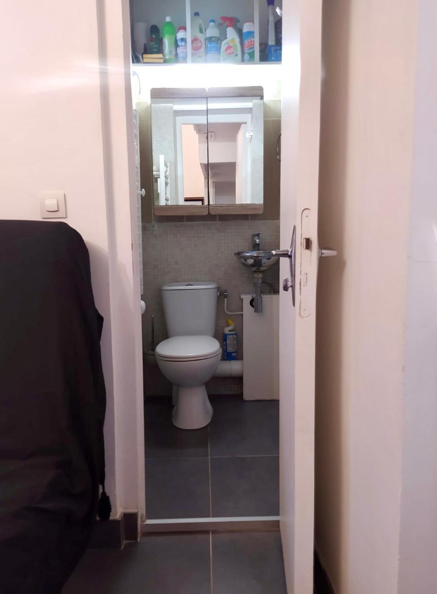 Le 4 Apartment