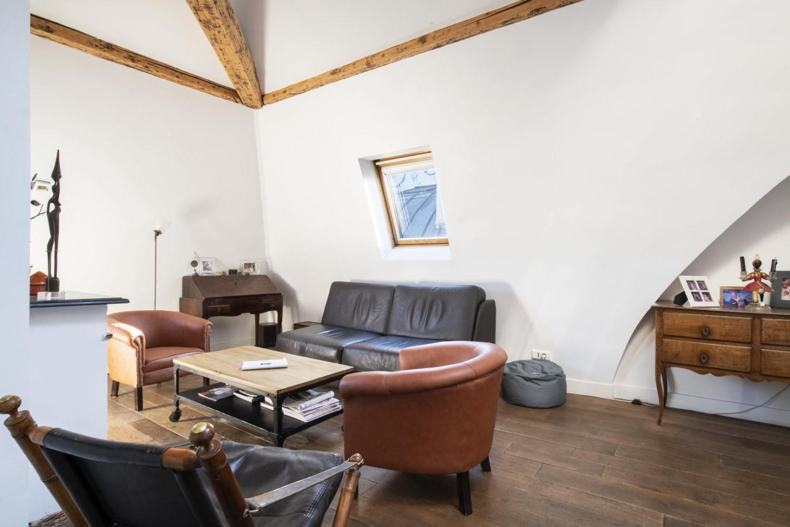 Marais City Center Apartment Paris