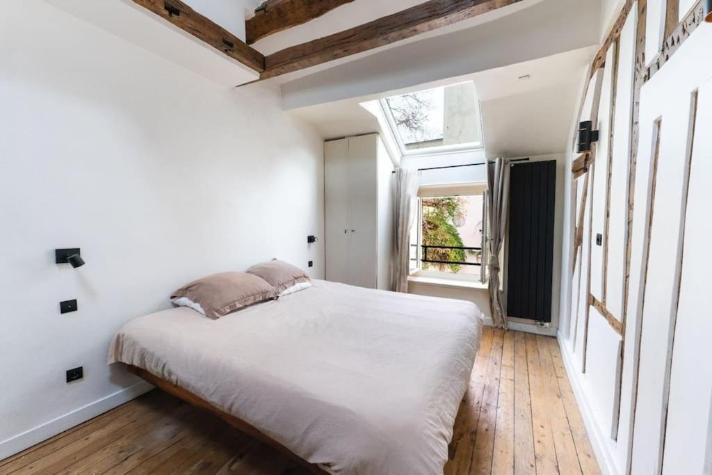 Grand Place Des Vosges, Marais/bastille Apartment *
