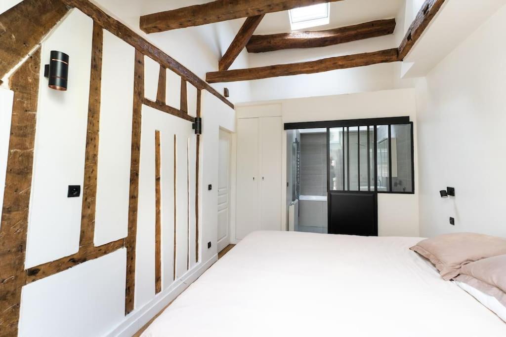 Apartment Grand Place Des Vosges, Marais/bastille