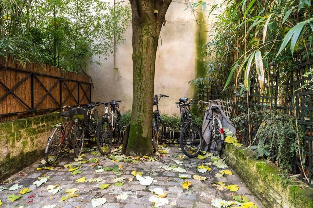 Grand Place Des Vosges, Marais/bastille Apartment Paris