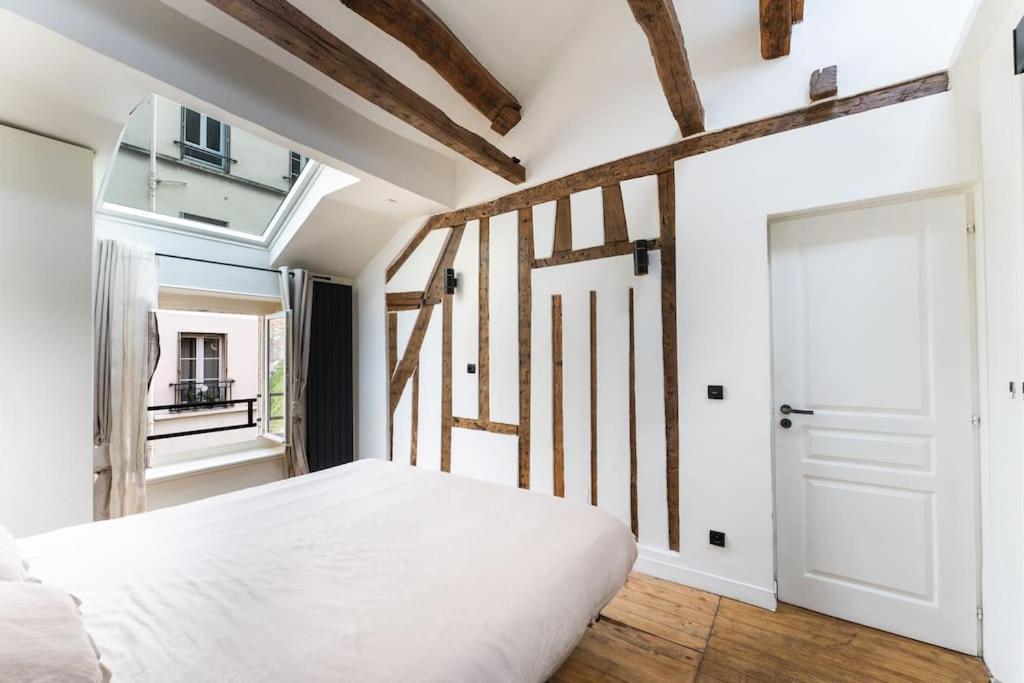 Apartment Grand Place Des Vosges, Marais/bastille