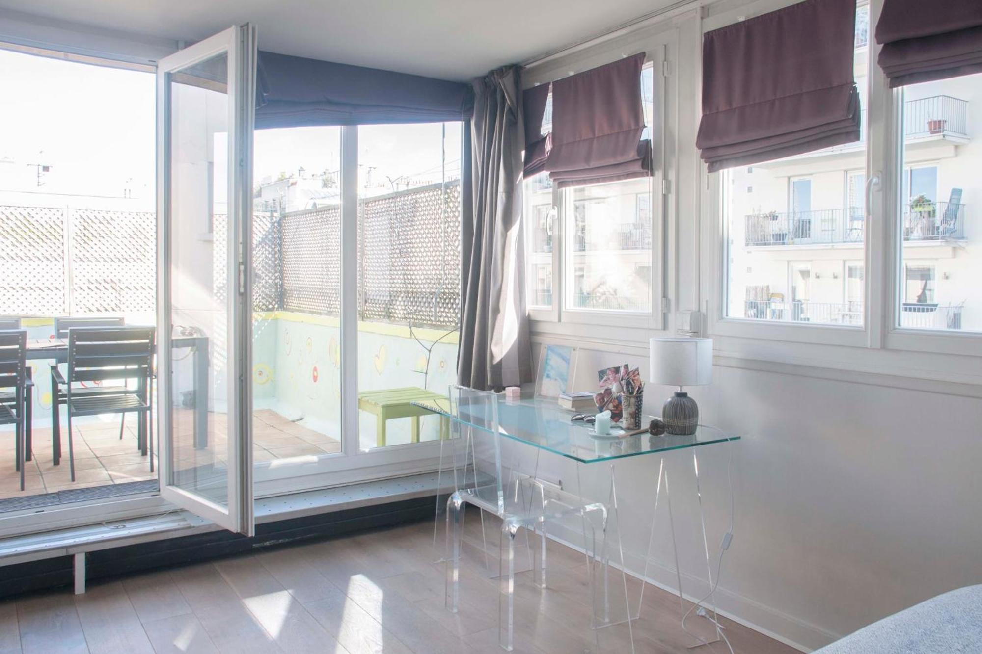 Cosy With Balcony In The Heart Of Apartment Paris