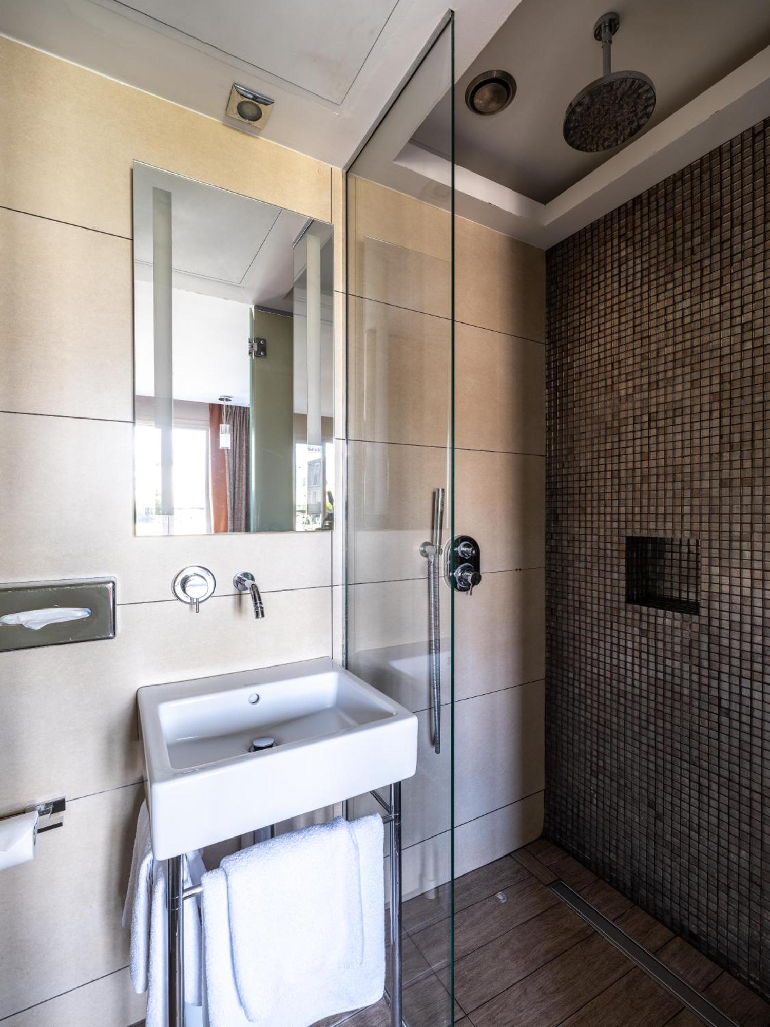 Minerve Hotel 3*
