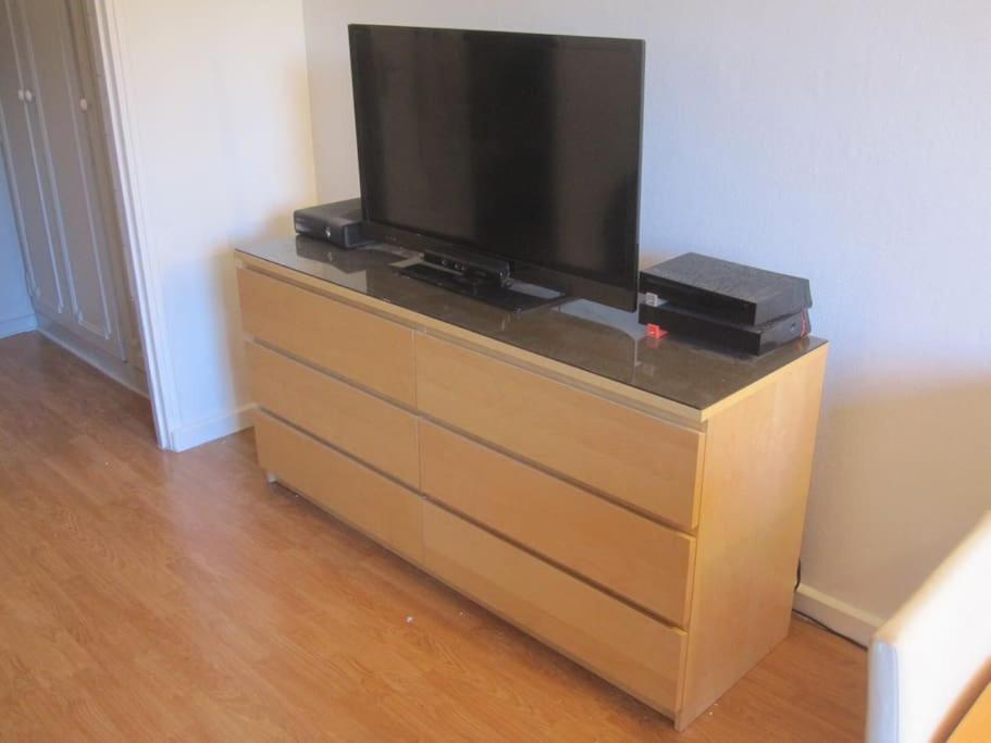 Studio Calme Proche Metro Apartment