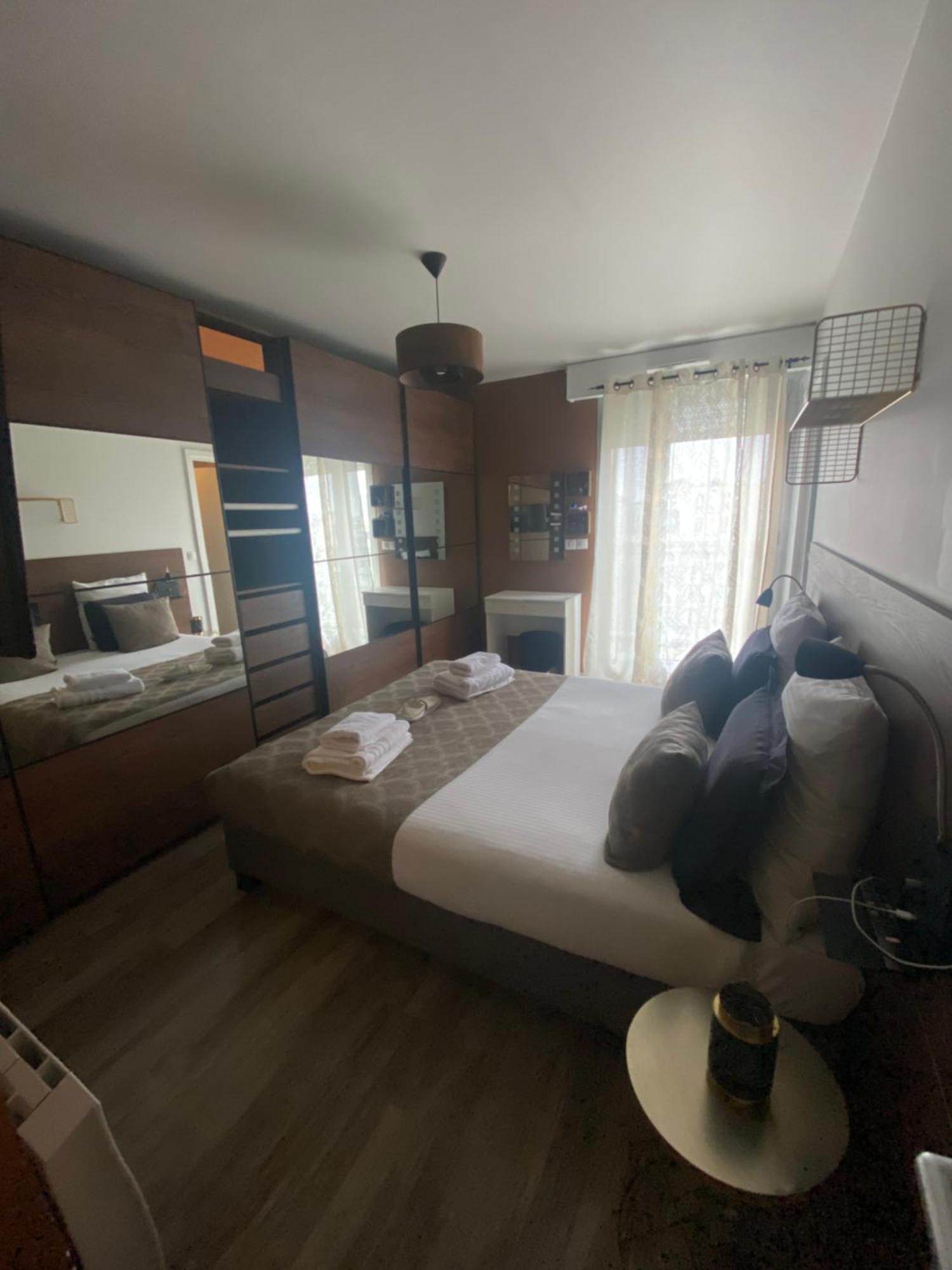 Apartment Familial 140 M2 13 Paris