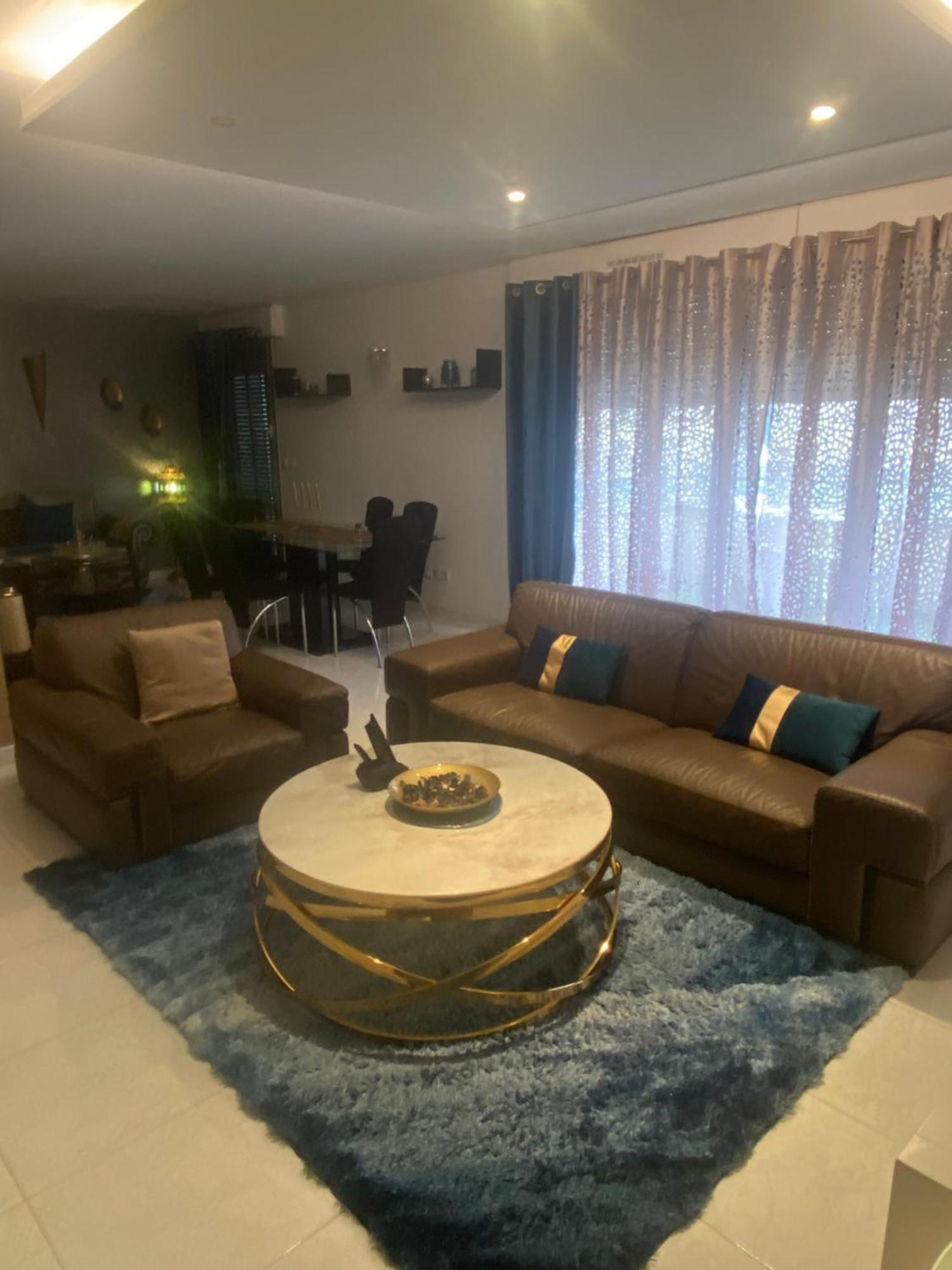 Familial 140 M2 13 Apartment *