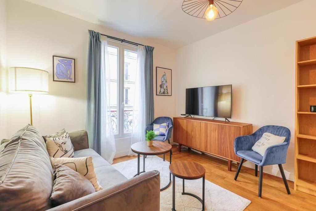 Apartment Spacieux -1bdr/4p -le Bas Montmartre