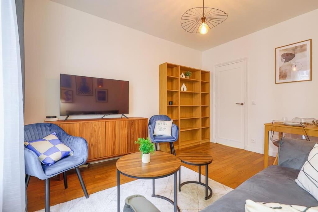 Spacieux -1bdr/4p -le Bas Montmartre *